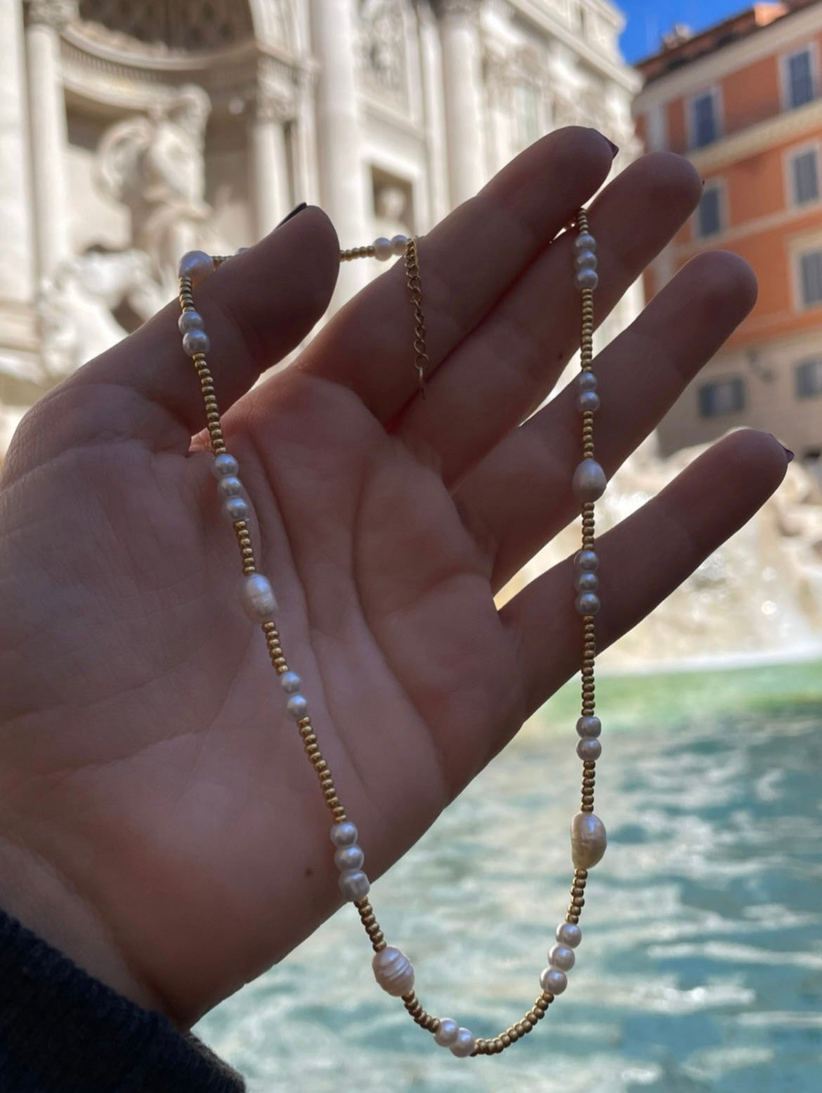 Collana con perle e perline in 2 colori