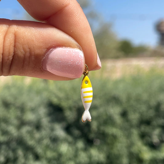 Charm pesce a righe in 8 colori