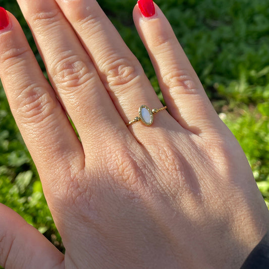 Anello ovale perlato