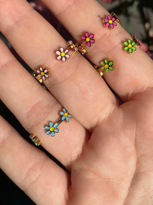 Anello con fiori in 5 colori