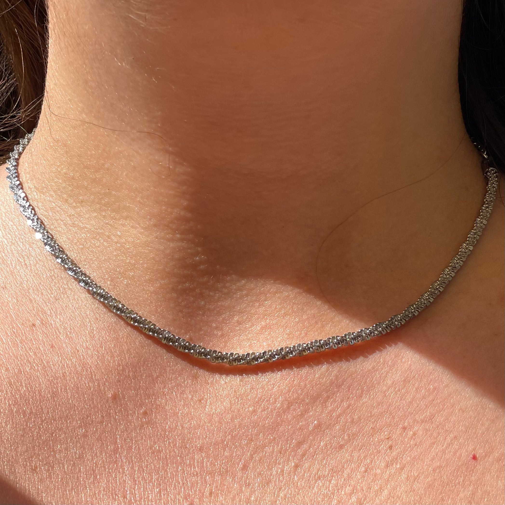 Collana luce in 2 colori