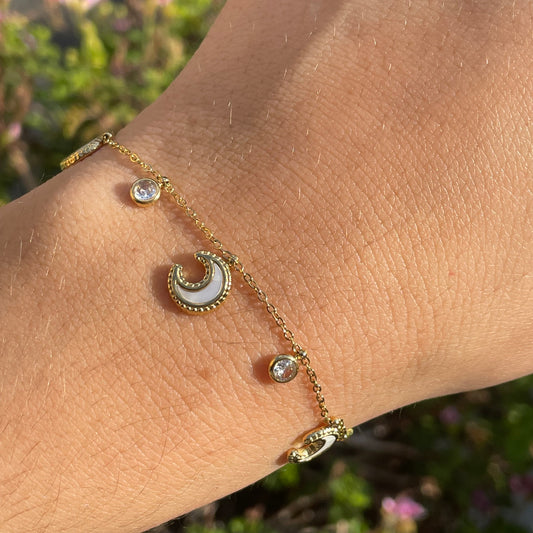 Bracciale lune perlate