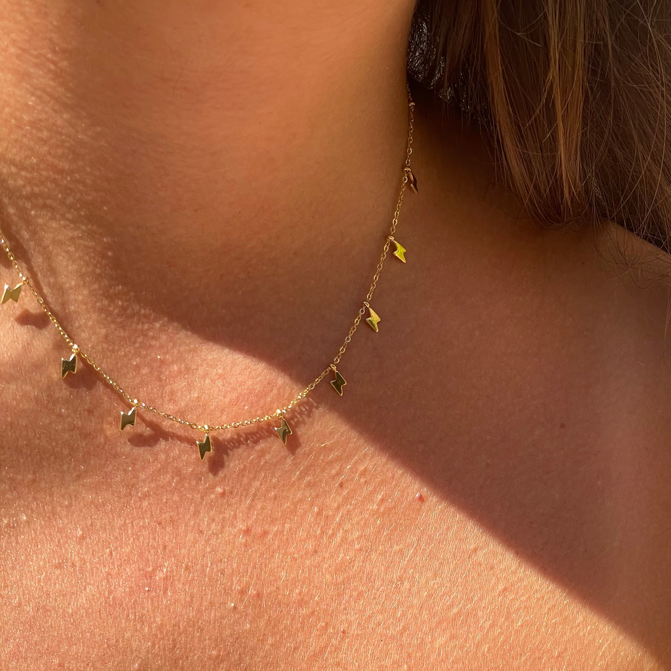 Collana con fulmini in 2 colori