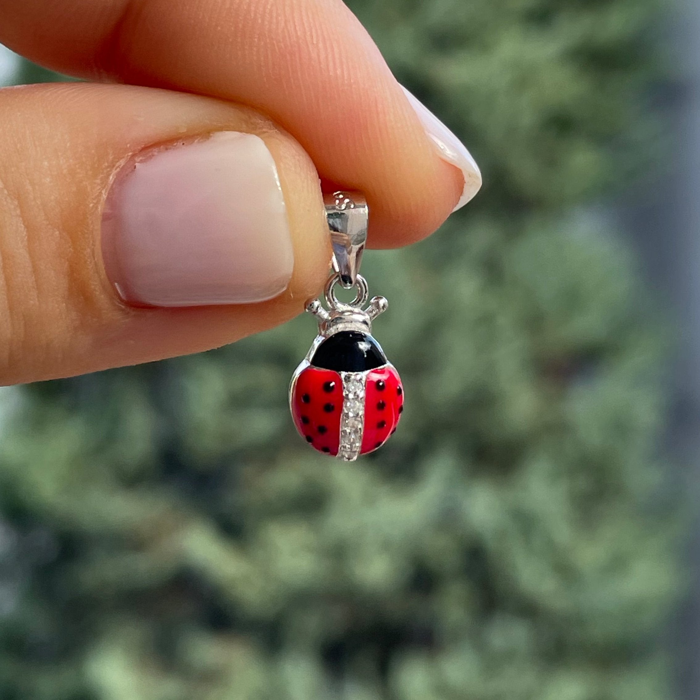 Charm Coccinella grande con zirconi