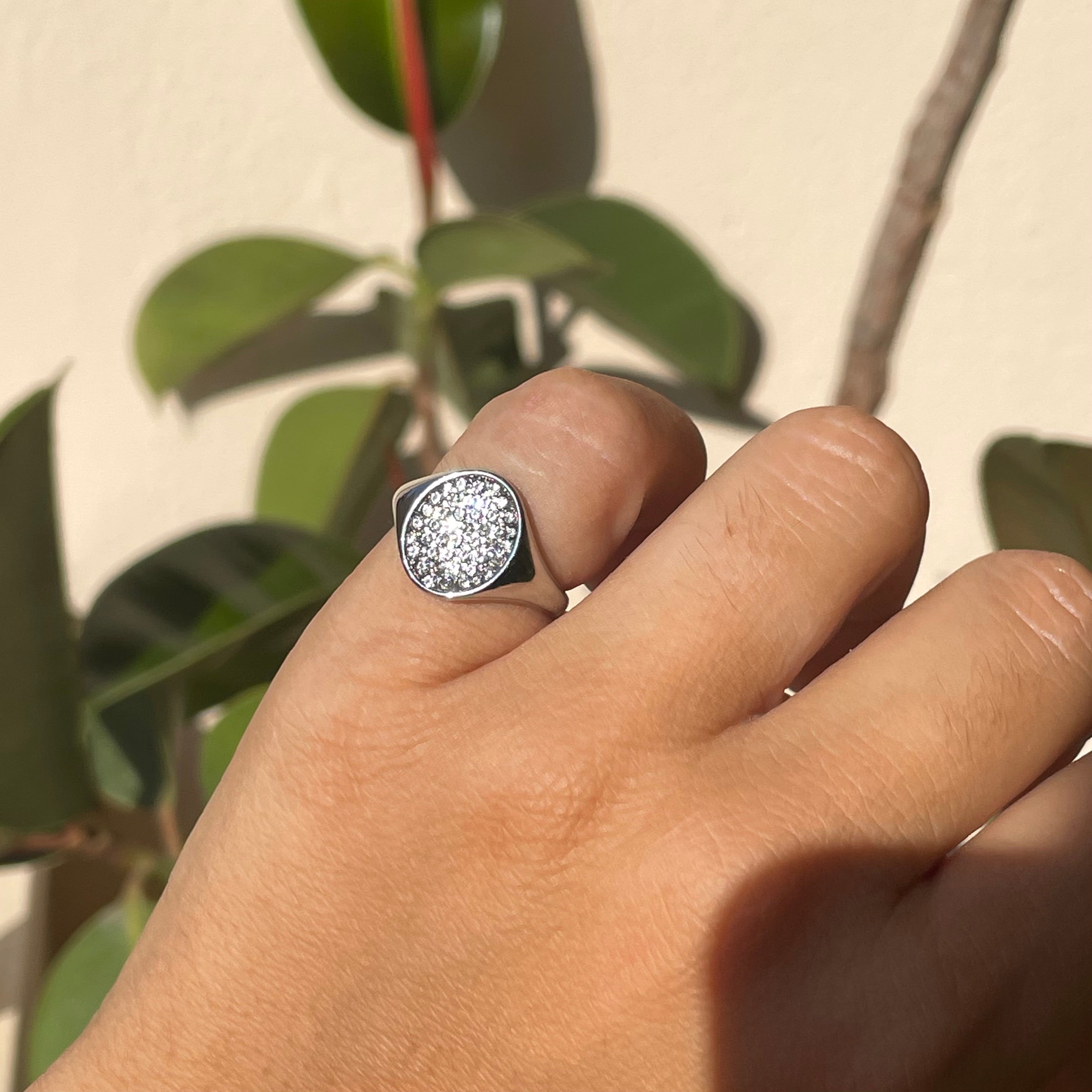 Anello Chevalier tondo glitter in 2 colori