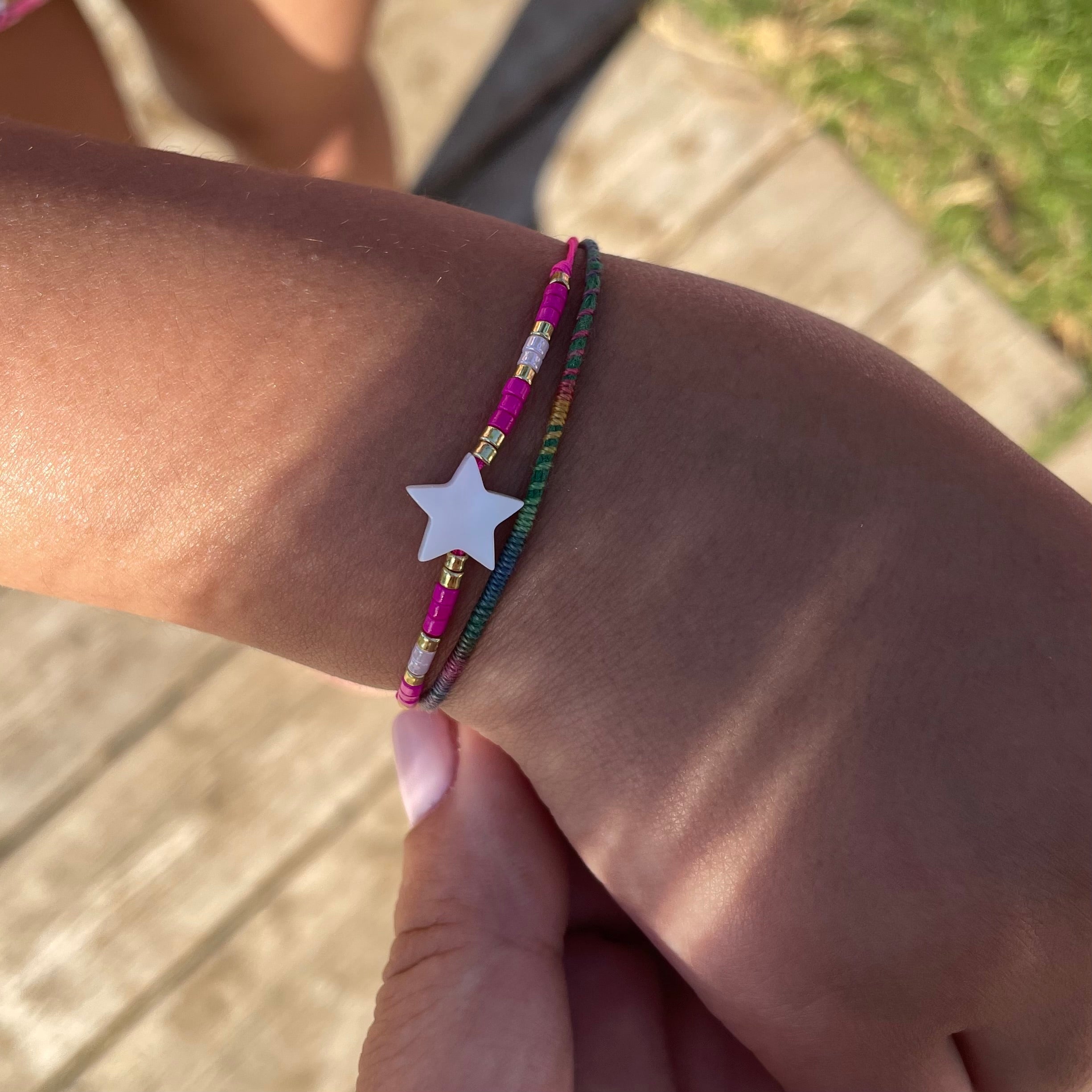 Bracciale stella in 11 colori