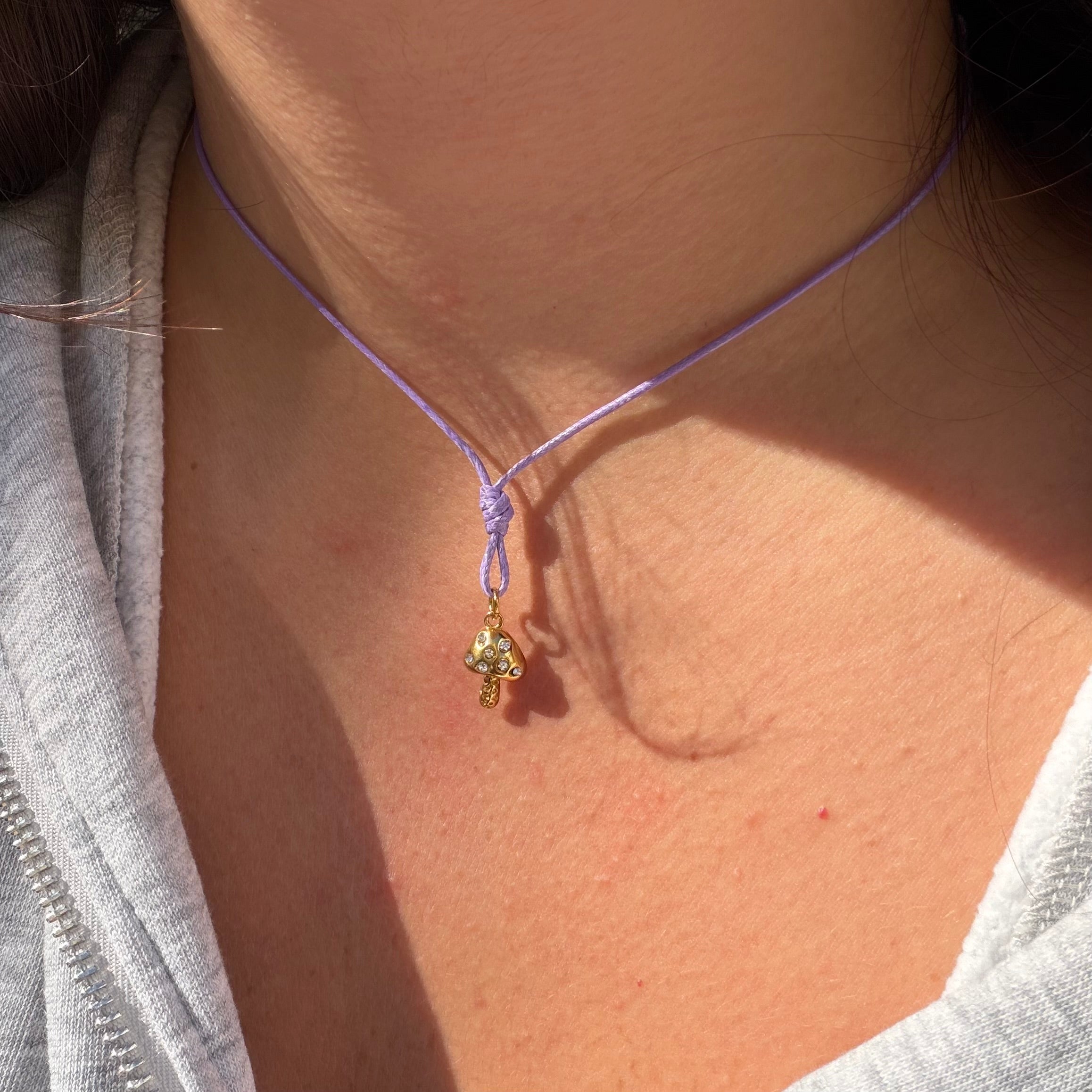 Collana Nodocolore in 18 colori