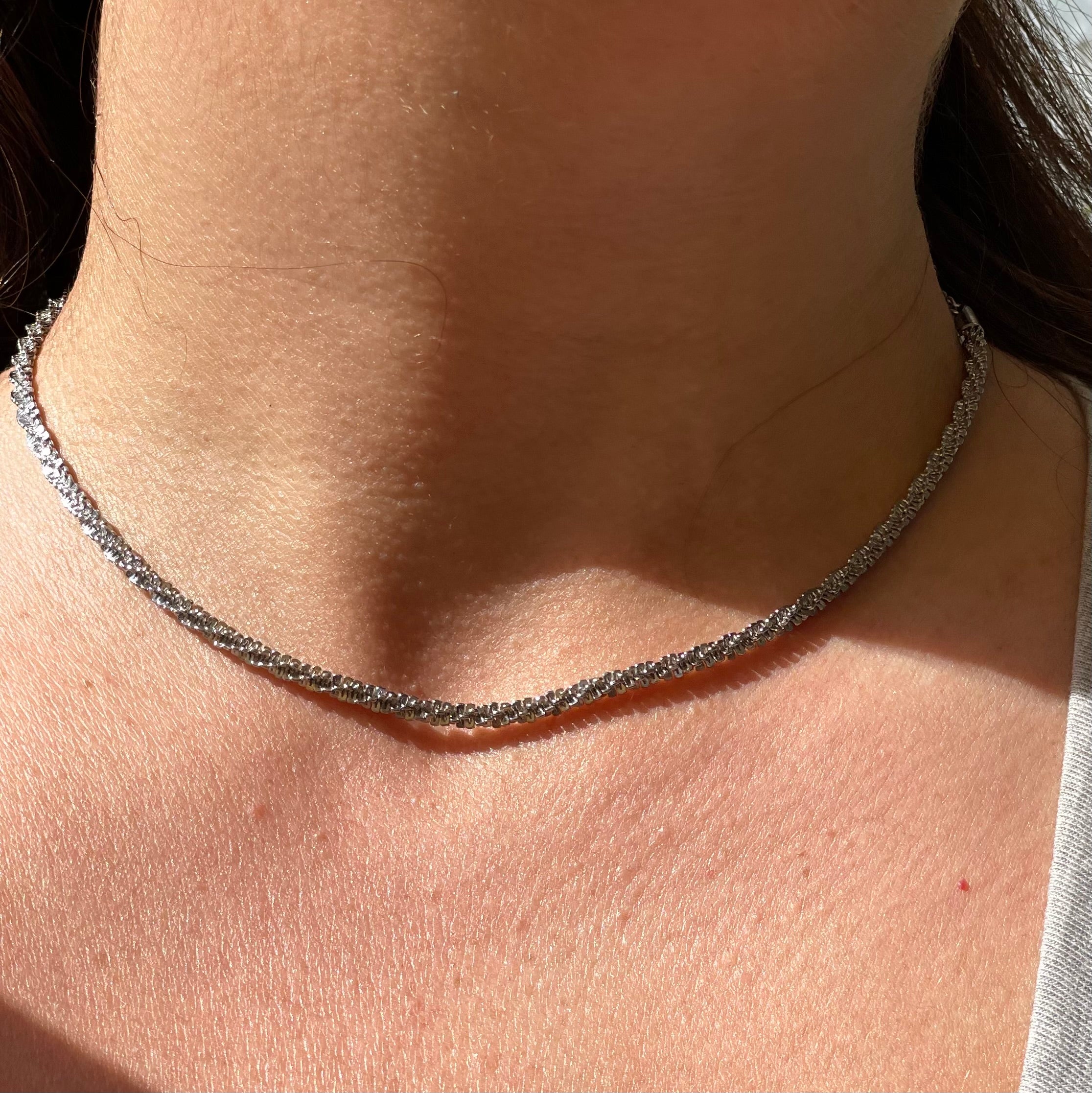 Collana luce in 2 colori
