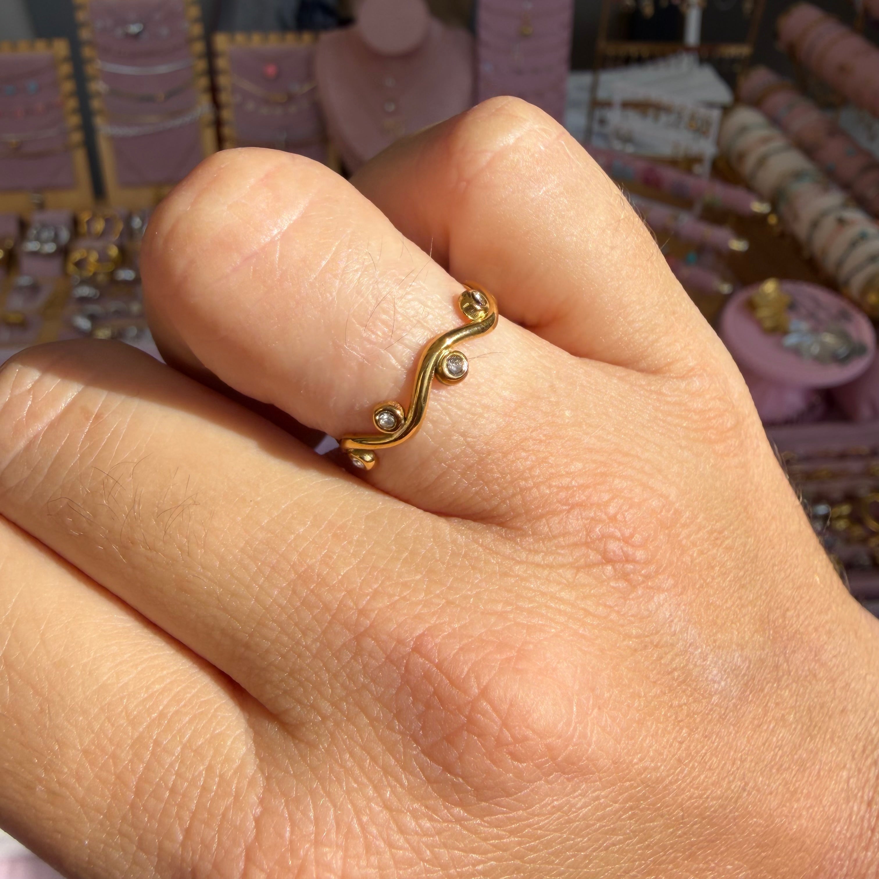 Anello luce ondeggiante in 2 colori