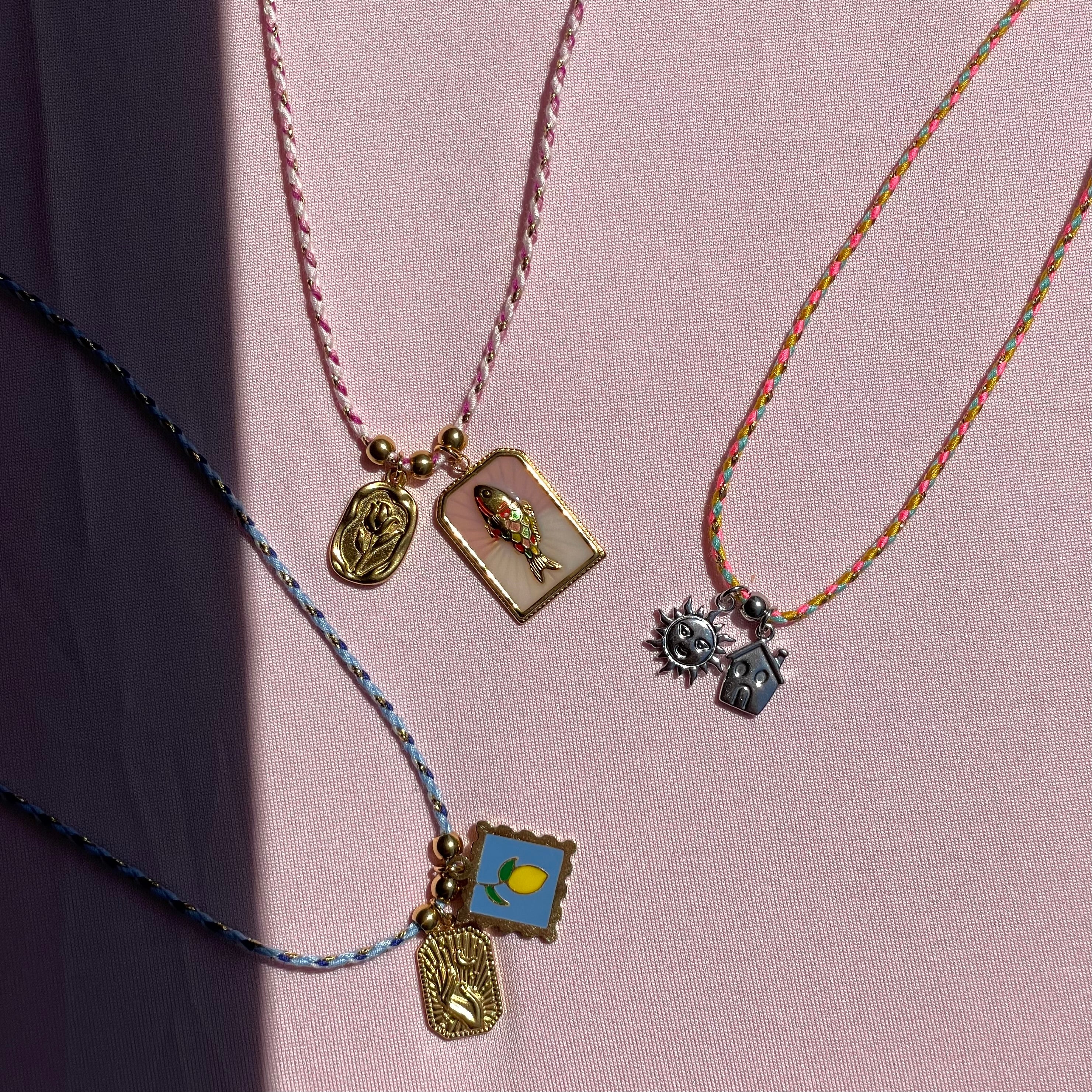 Collana intreccio di colori in 3 colori
