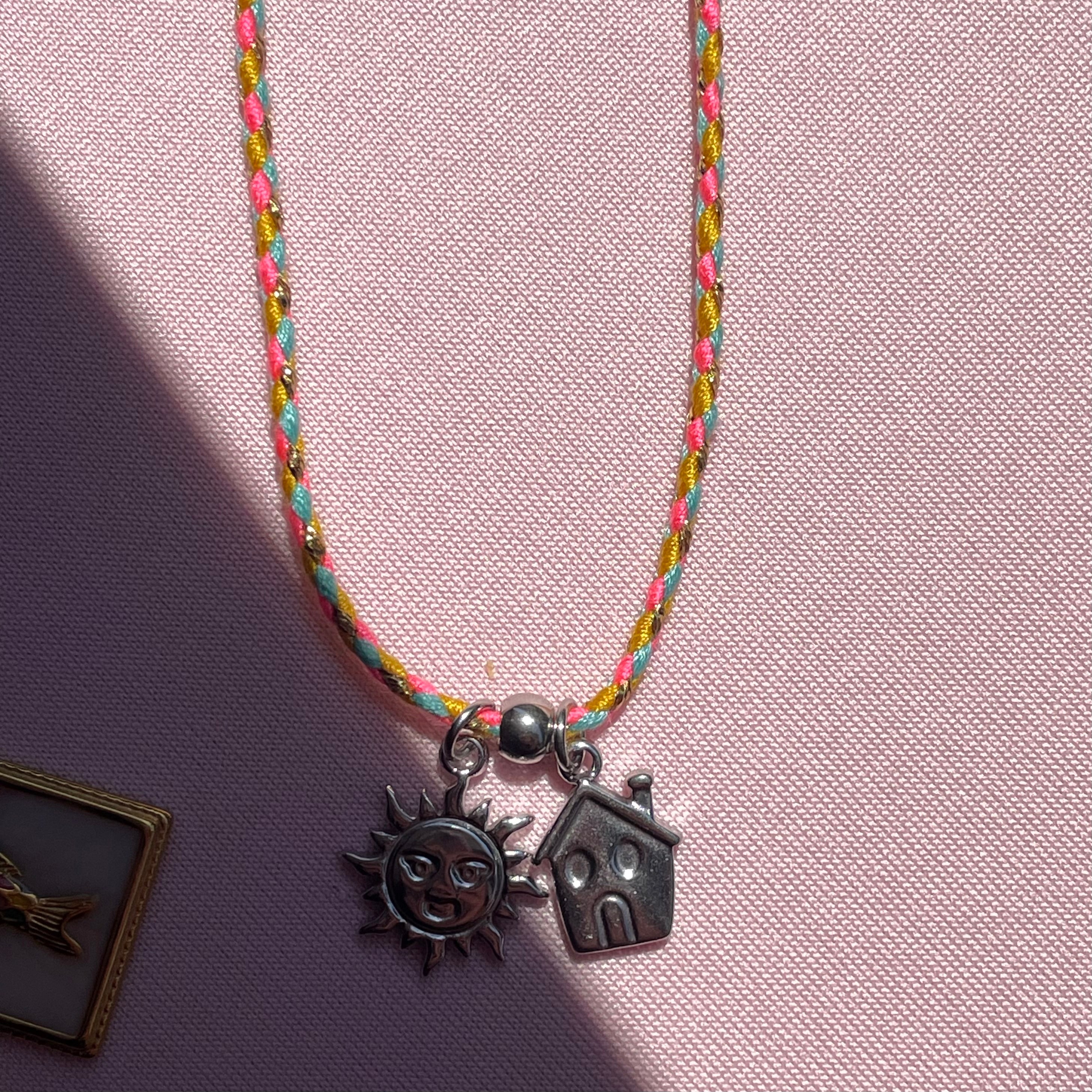 Collana intreccio di colori in 3 colori