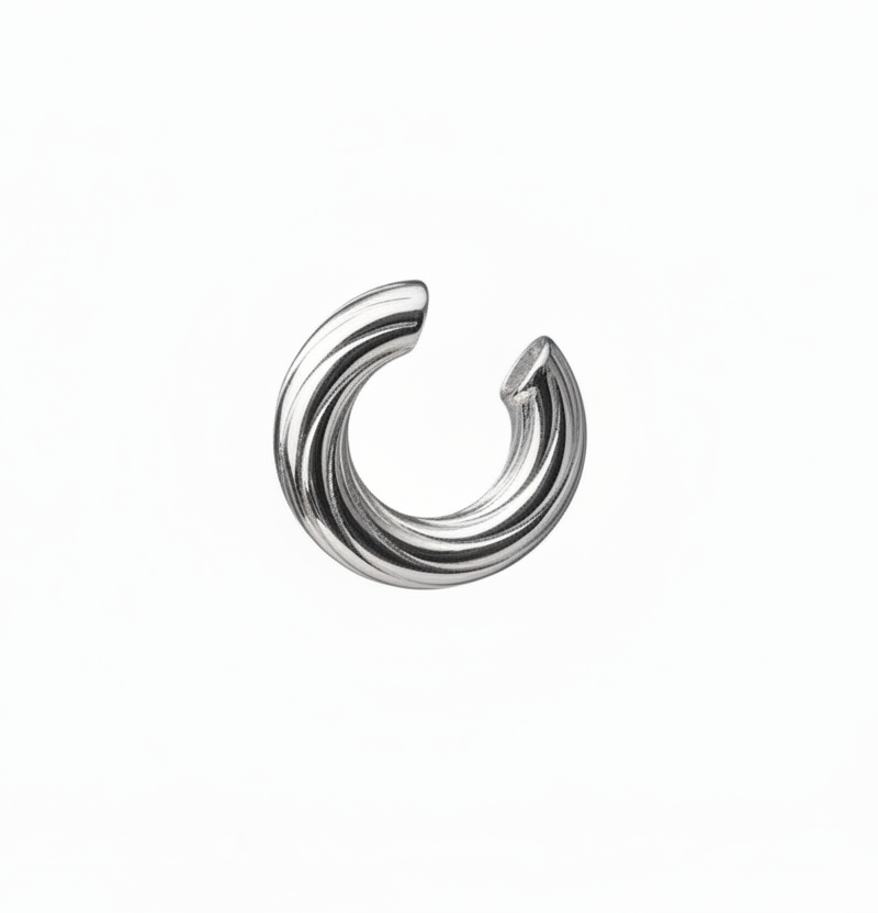 Ear cuff ondeggiante piccolo in 2 colori