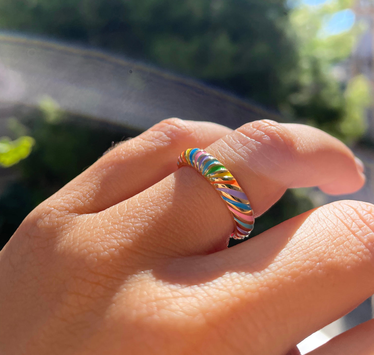 Anello multicolore