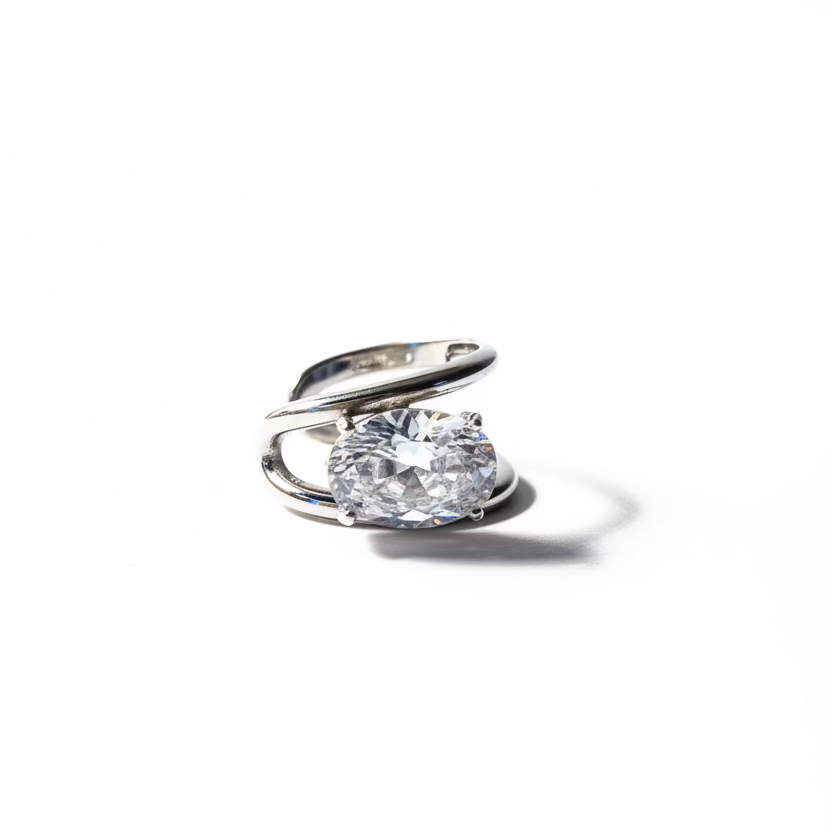 Ear cuff oval sparkling