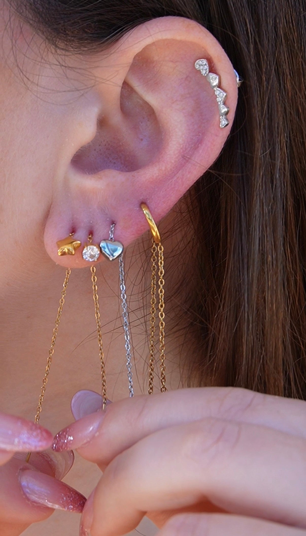 Orecchino scia di cuori