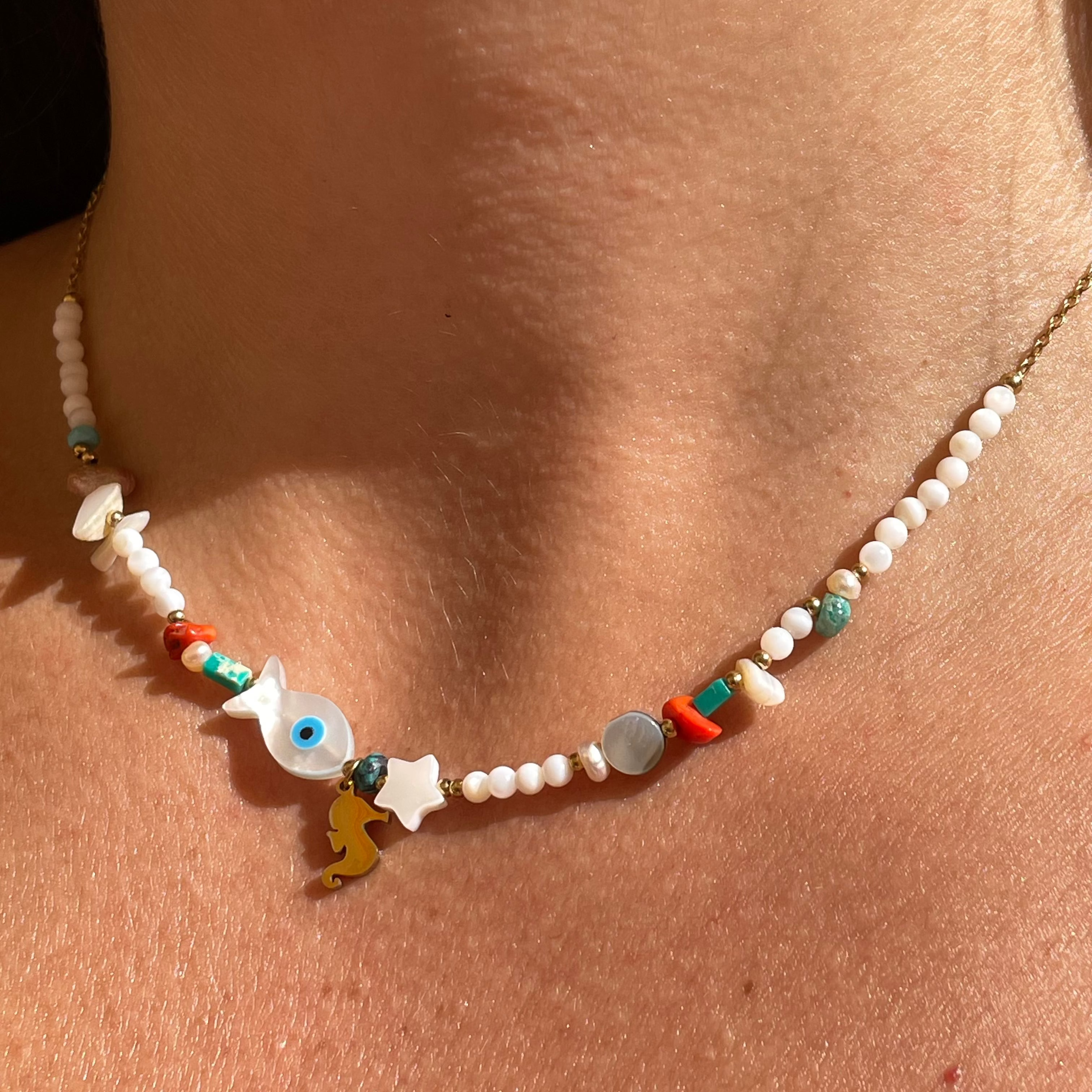 Collana con madreperla e occhio di Allah