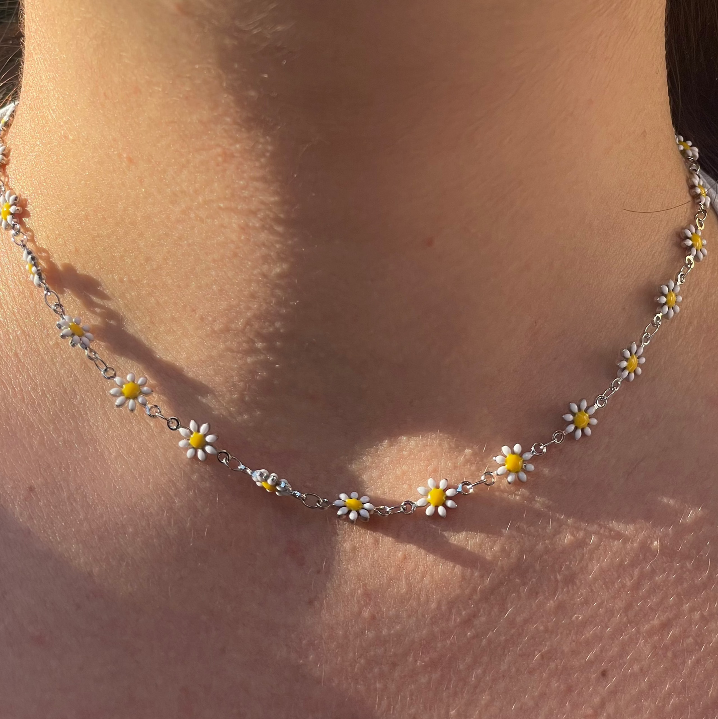 Collana con margherite in 9 colori