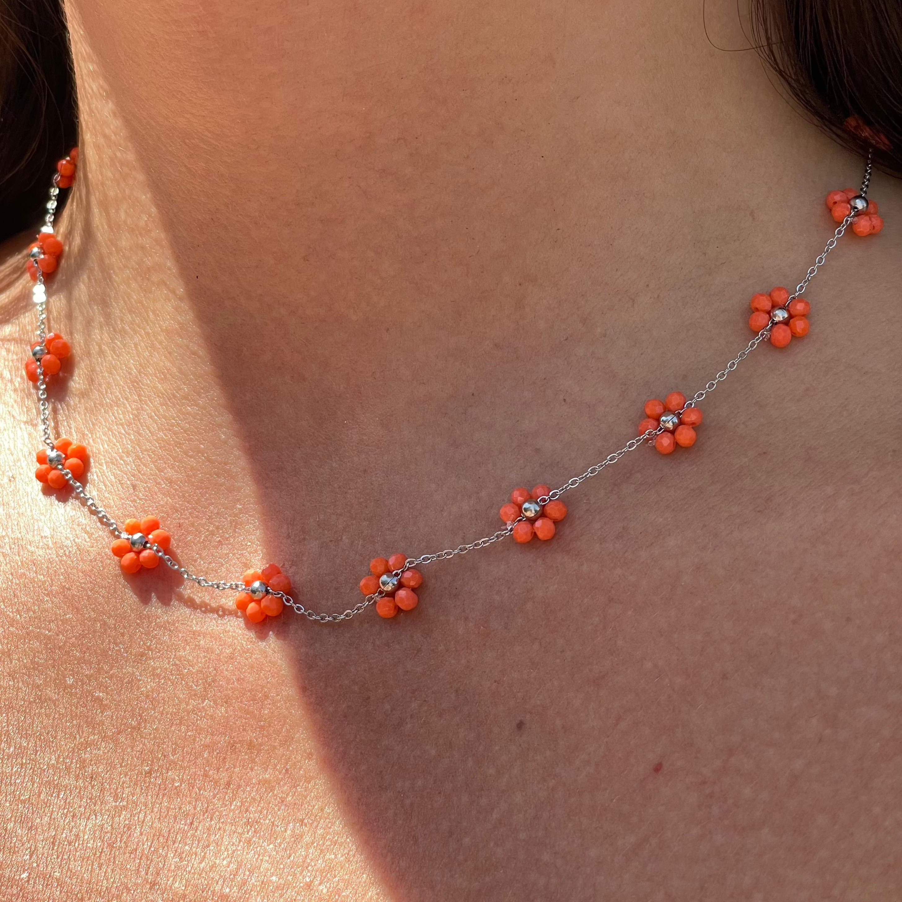 Collana flora in 23 colori