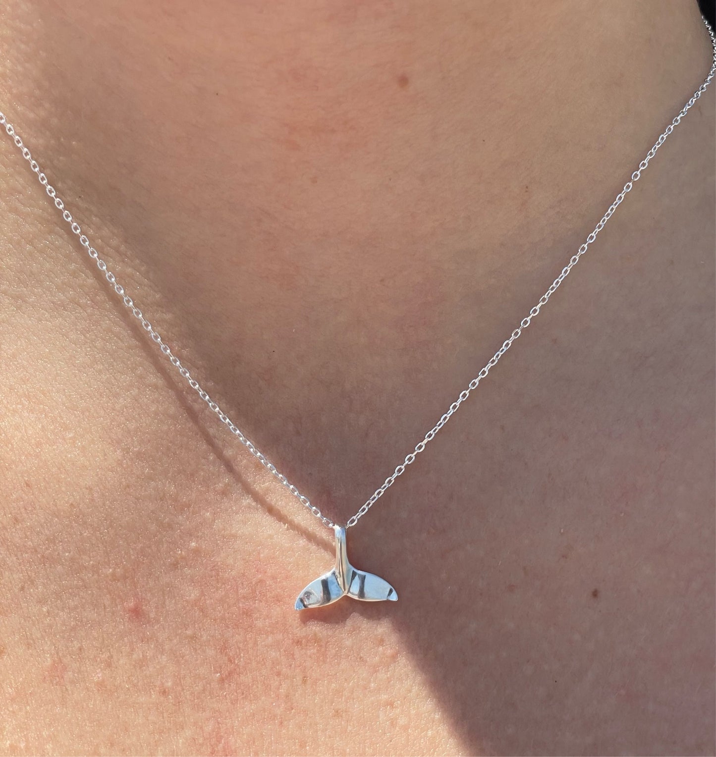 Collana coda di balena