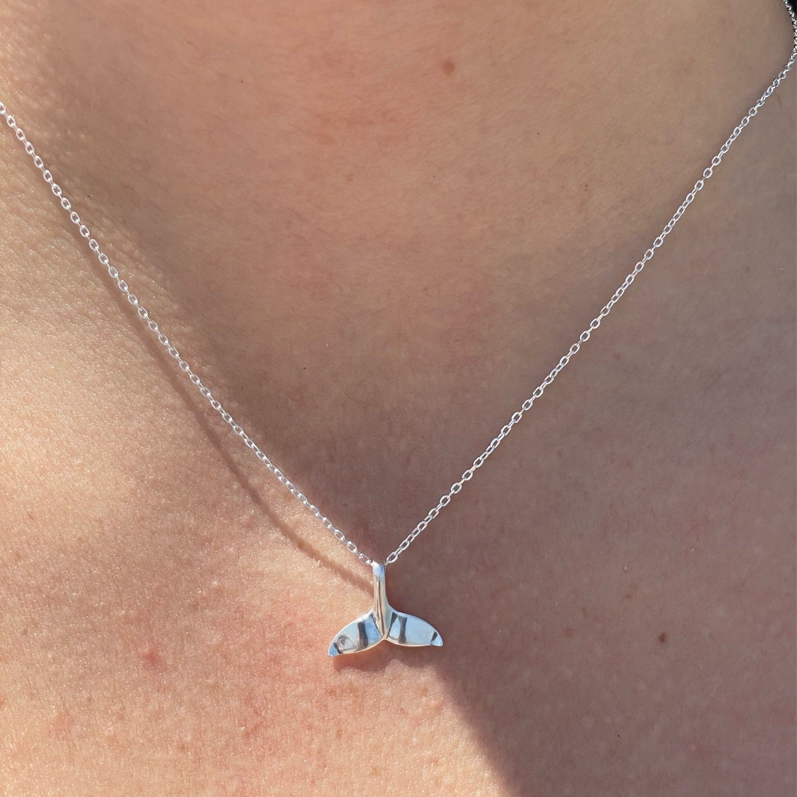 Collana coda di balena