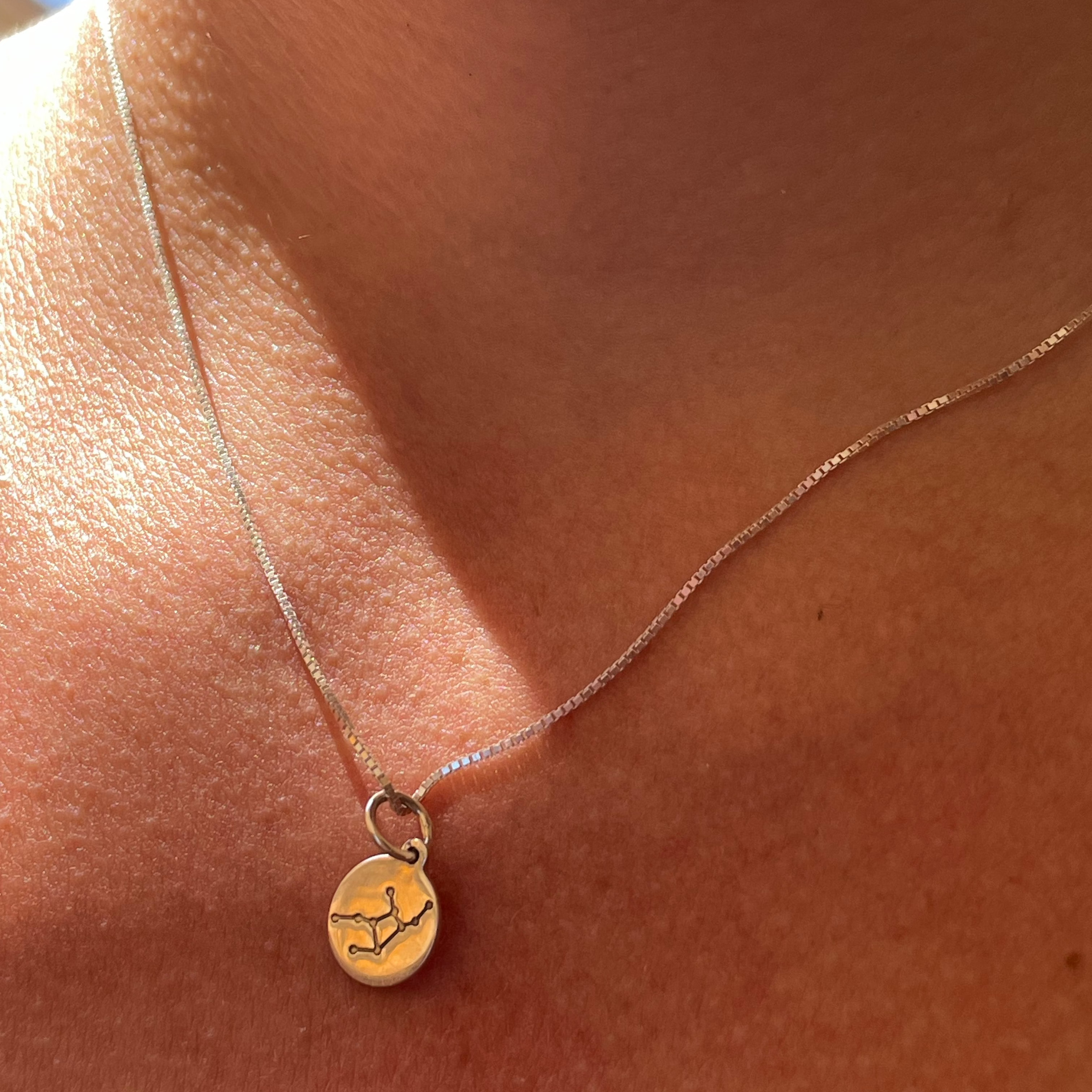 Collana con segno zodiacale