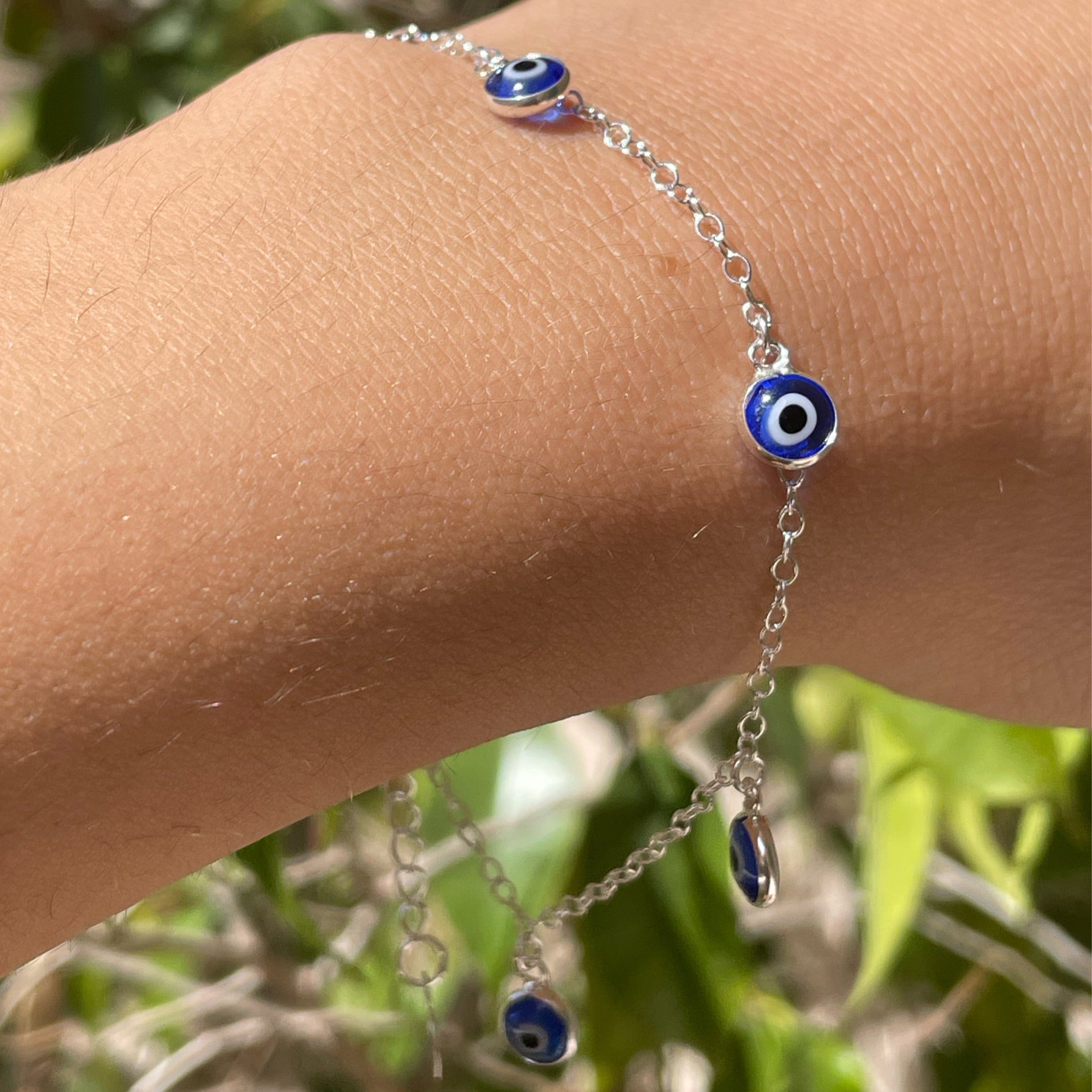 Bracciale con occhio di Allah pendenti