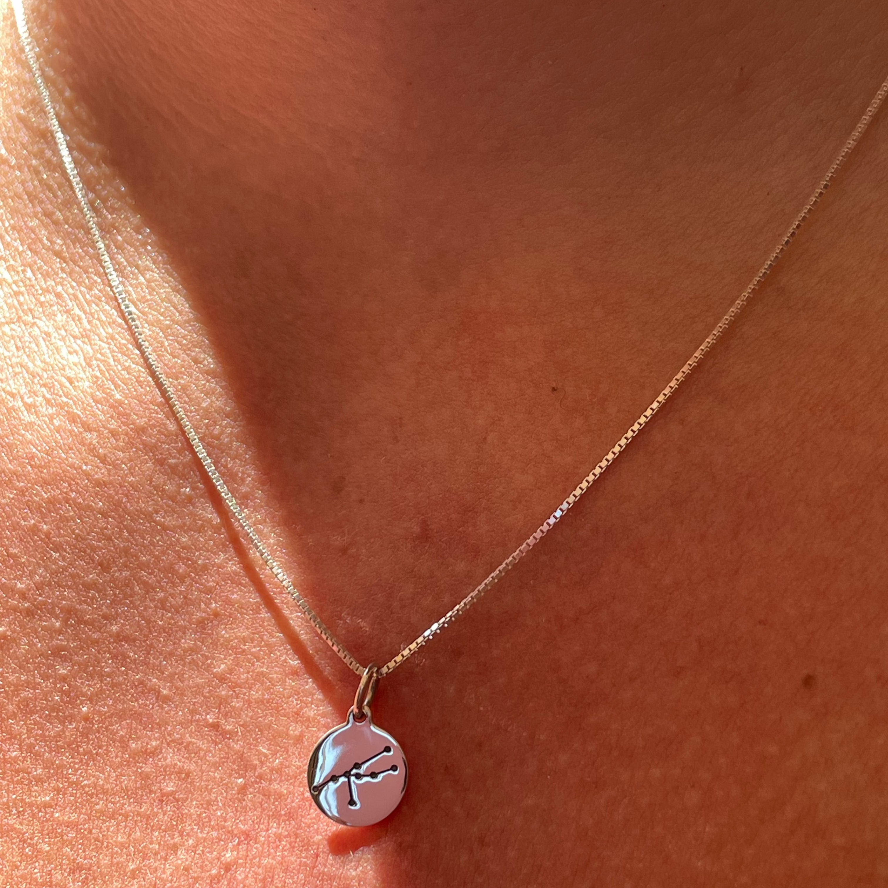 Collana con segno zodiacale