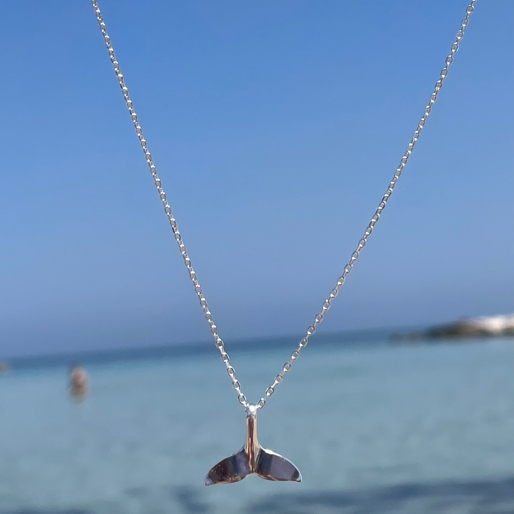 Collana coda di balena