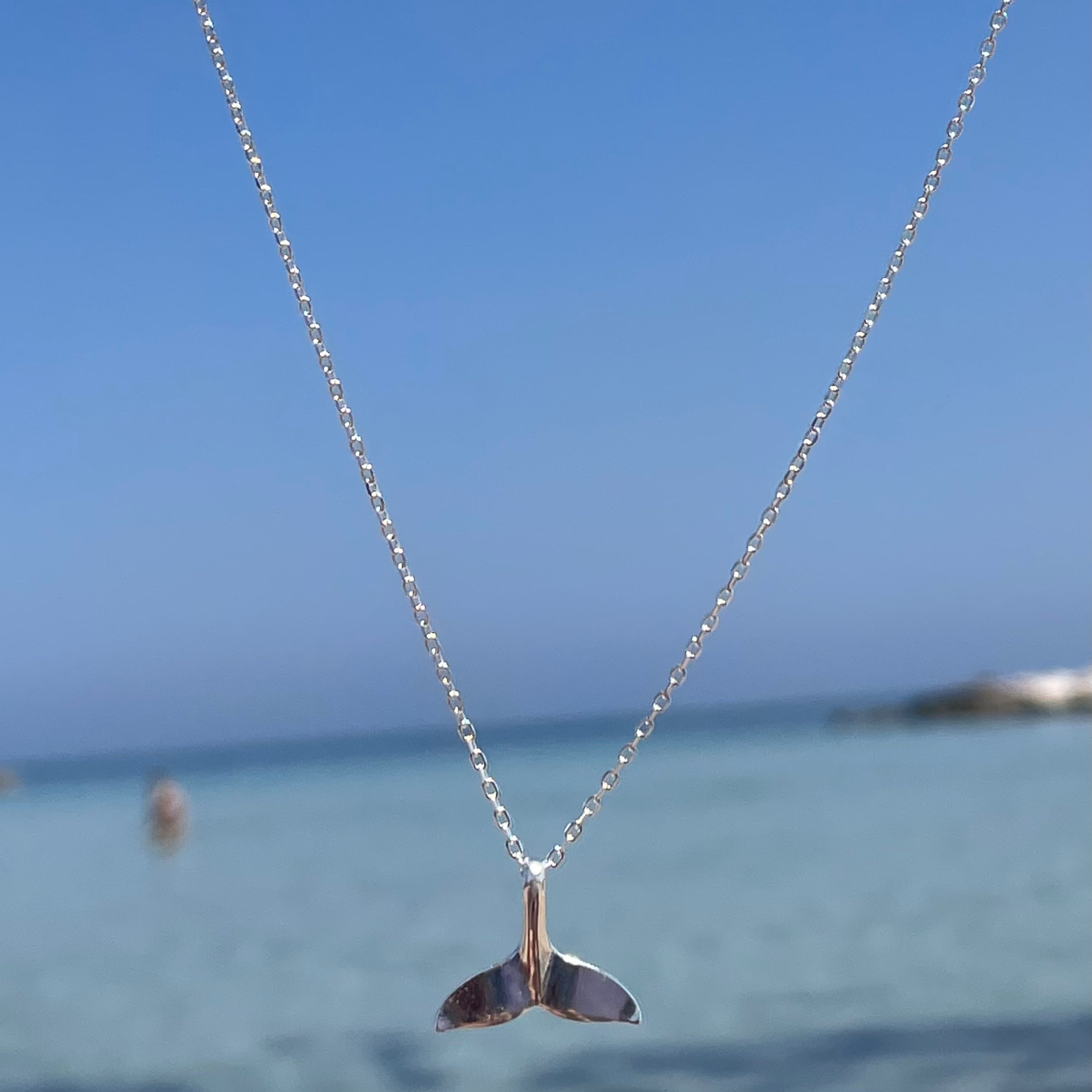 Collana coda di balena