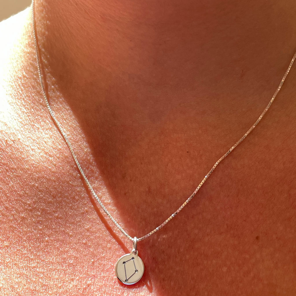 Collana con segno zodiacale