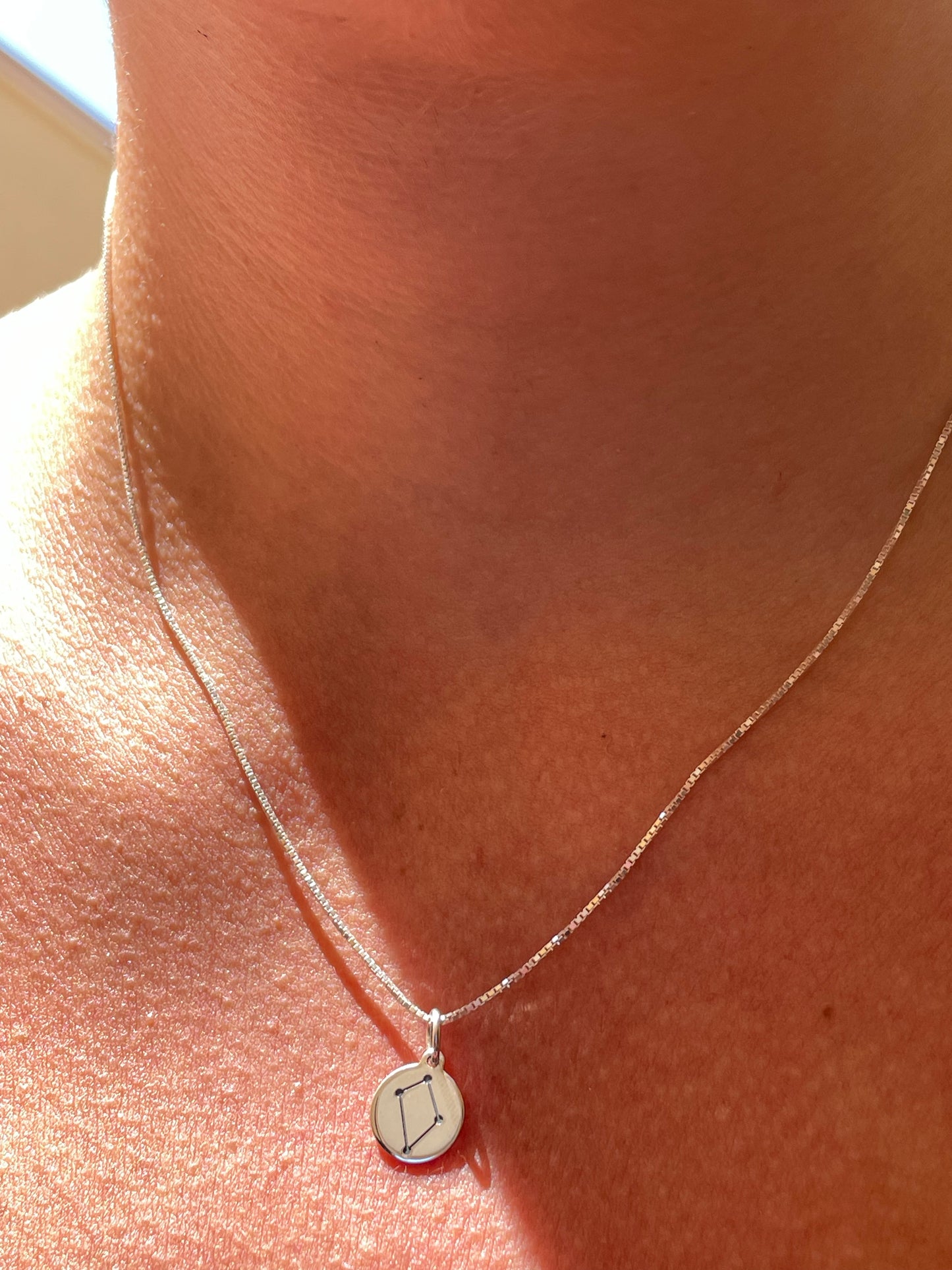 Collana con segno zodiacale