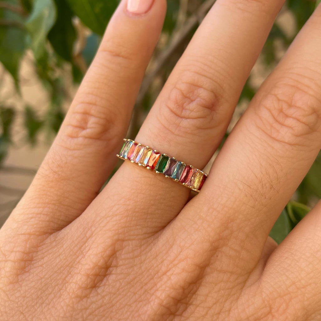 Anello con vetrini in 6 colori