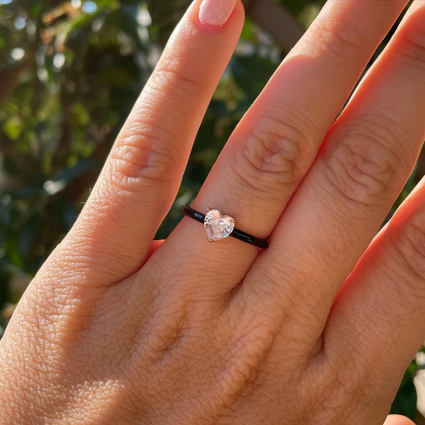 Anello con cristallo a cuore in 8 colori