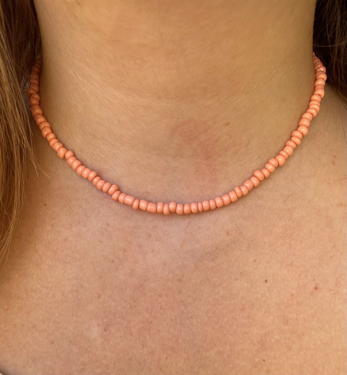 Collana con perline in 10 colori