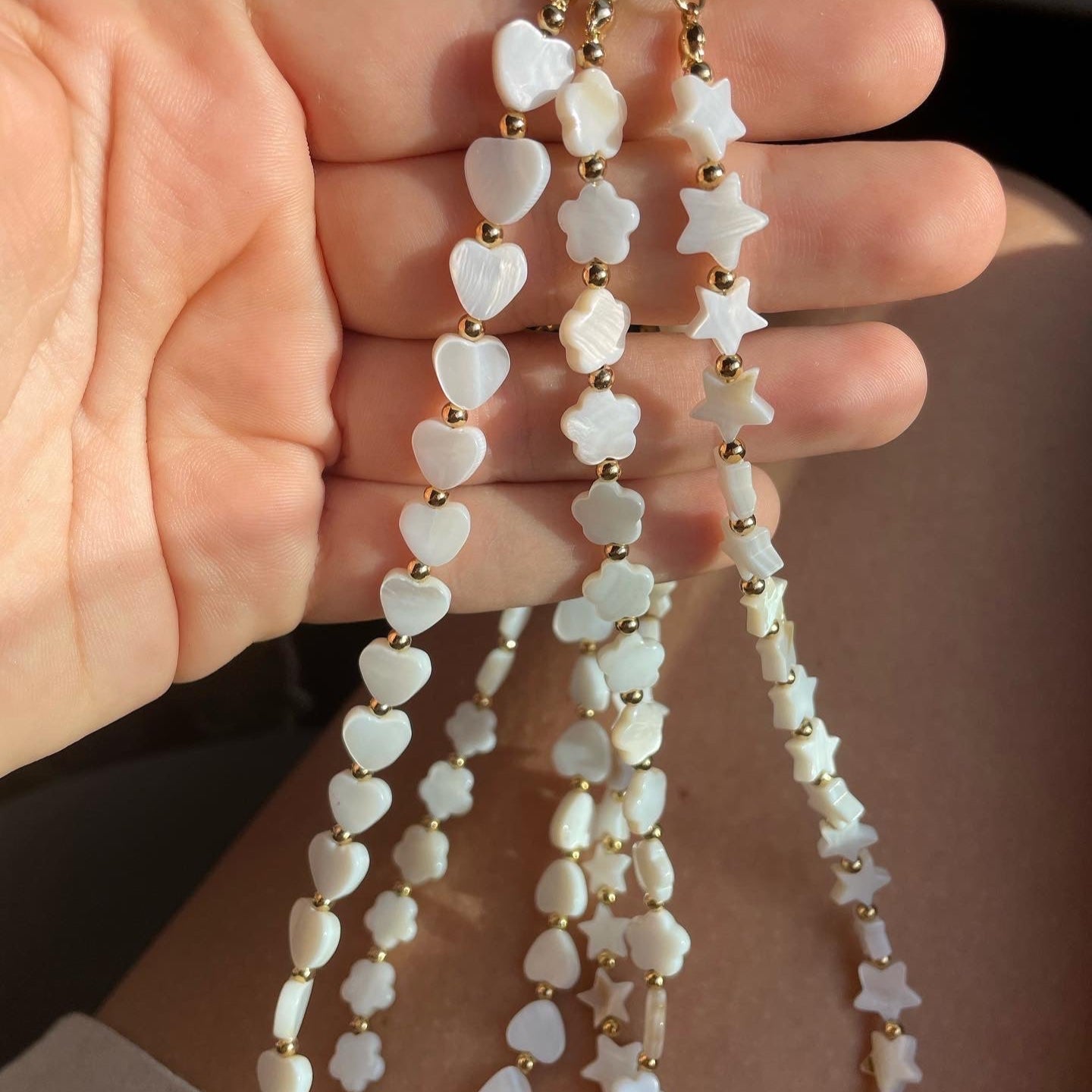 Collana fiori in madreperla