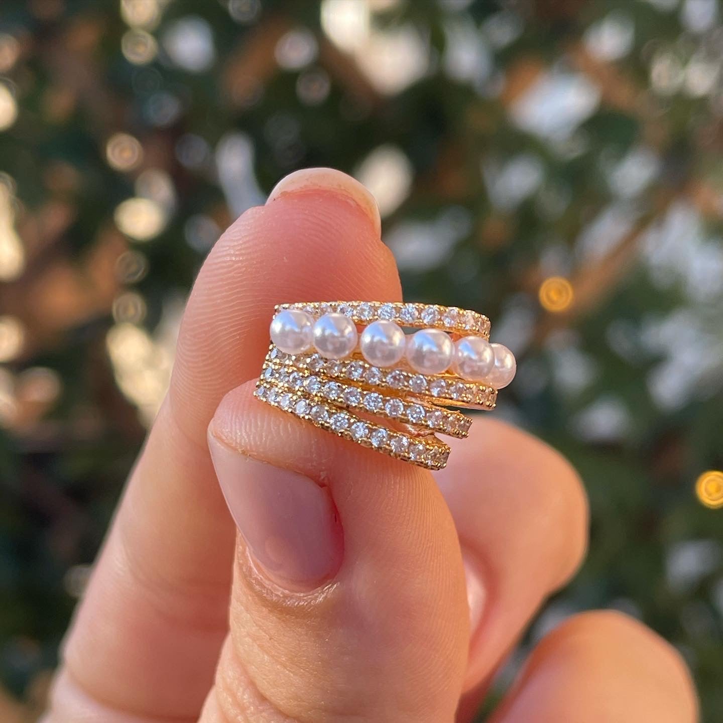 Ear cuff con perle e strass