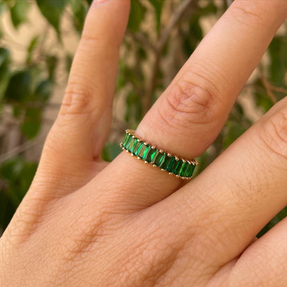 Anello con vetrini in 6 colori