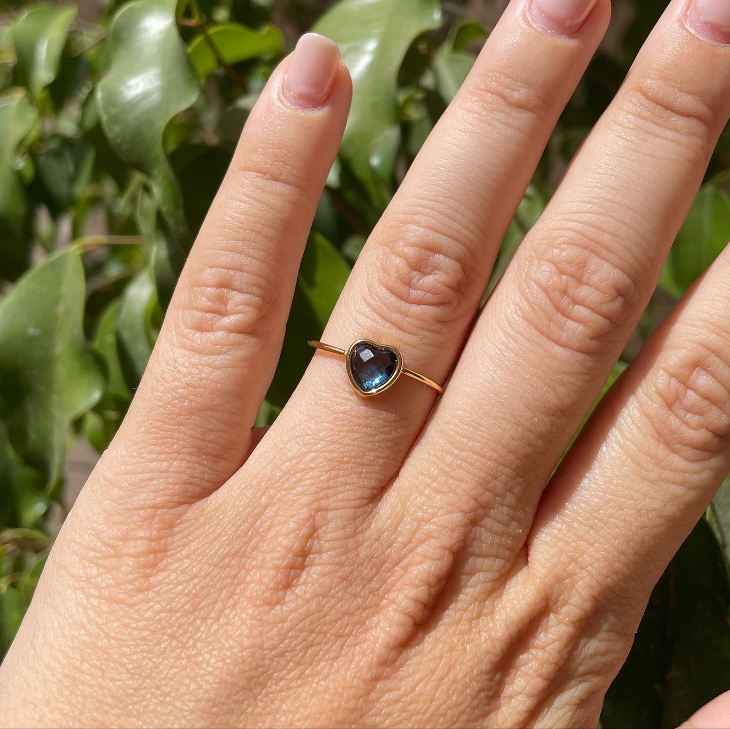 Anello con cuore in 4 colori
