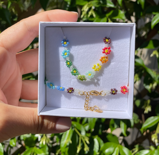 Set collana e bracciale con fiori