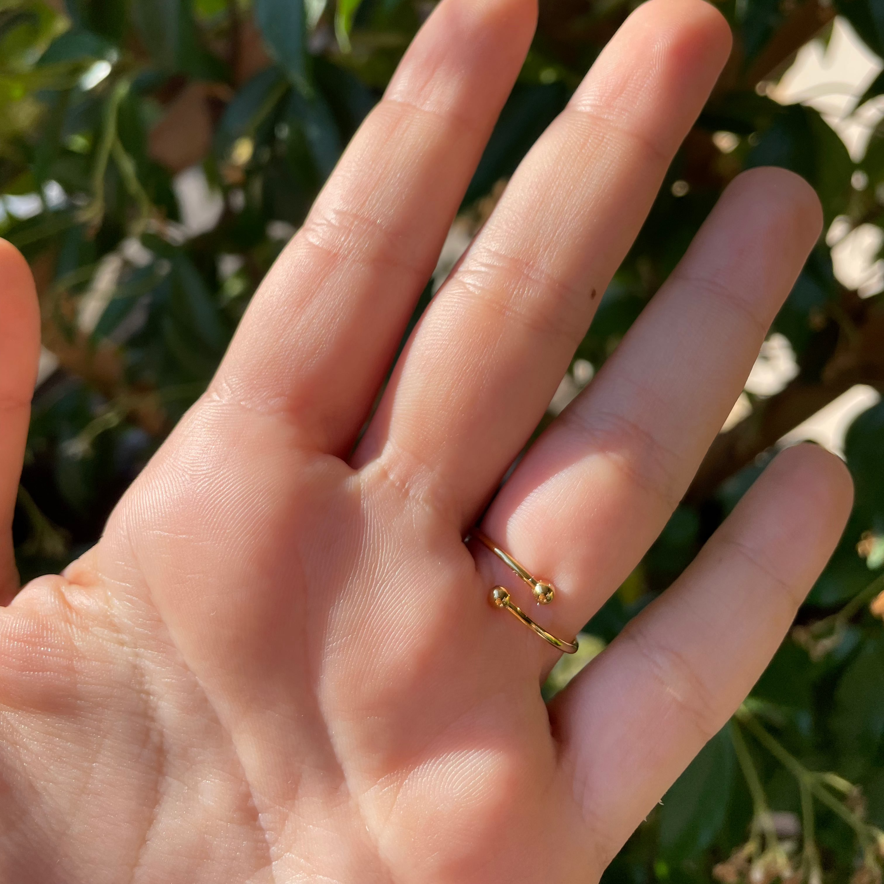 Anello con fiore in 12 colori