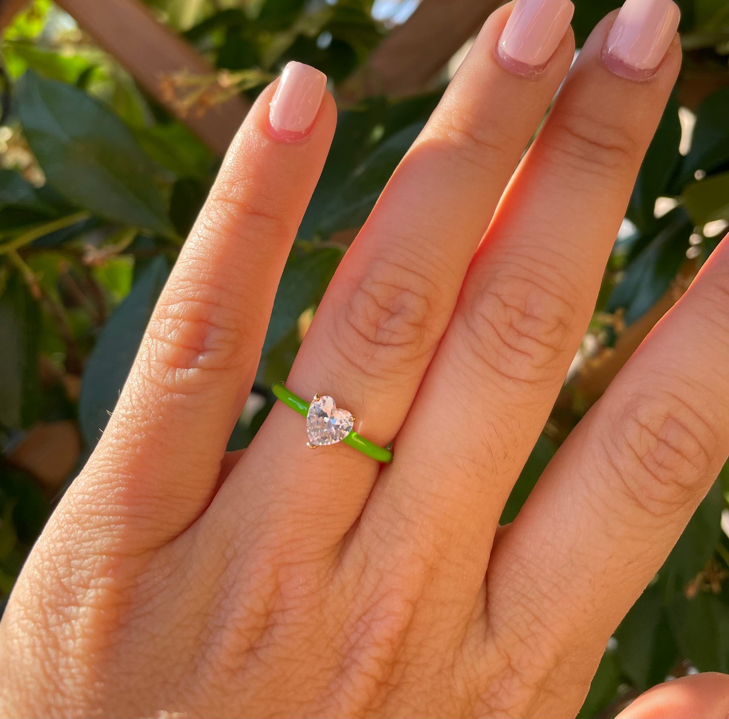 Anello con cristallo a cuore in 8 colori