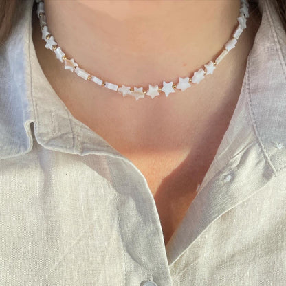 Collana con stelle in madreperla in 2 colori