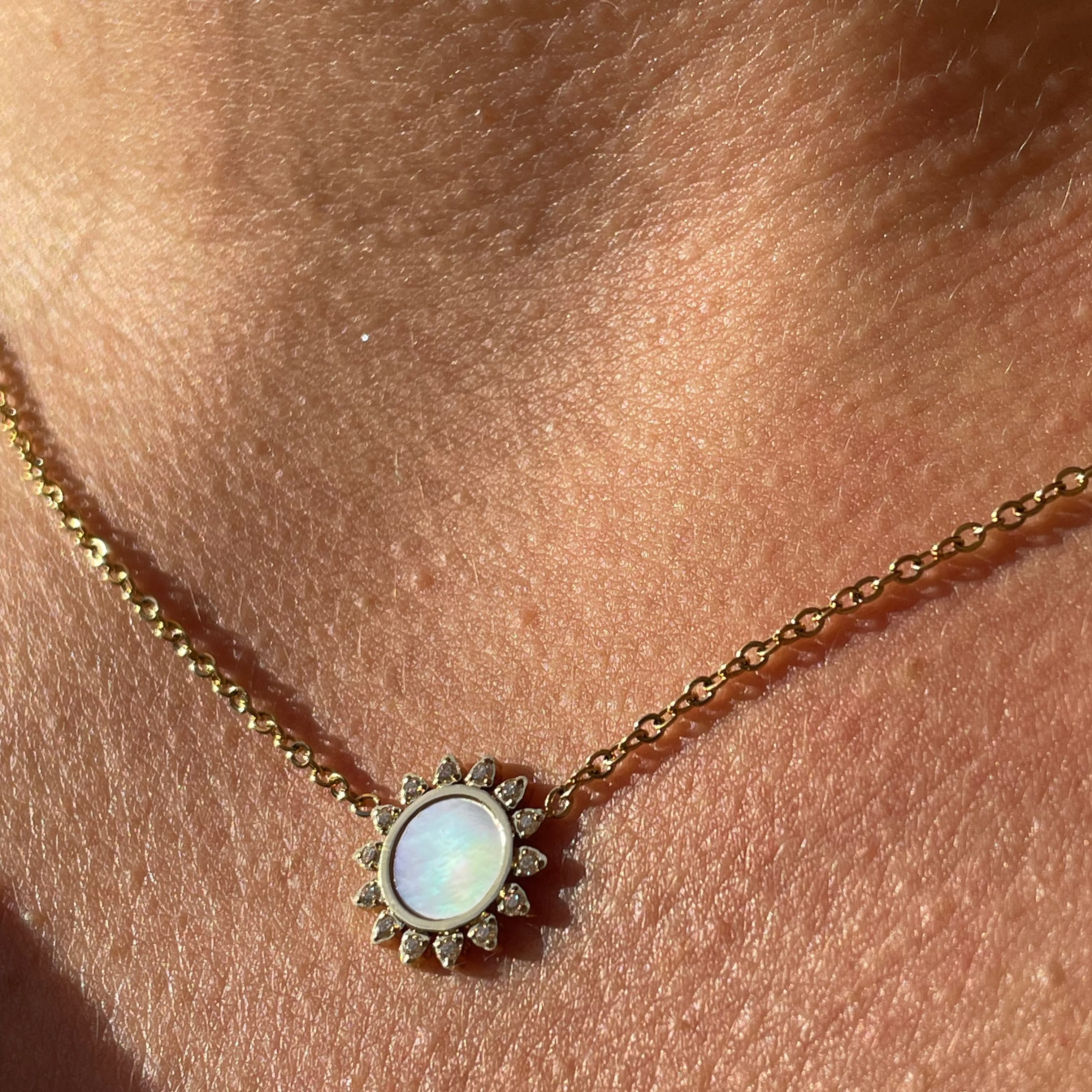 Collana piccolo sole in 2 colori