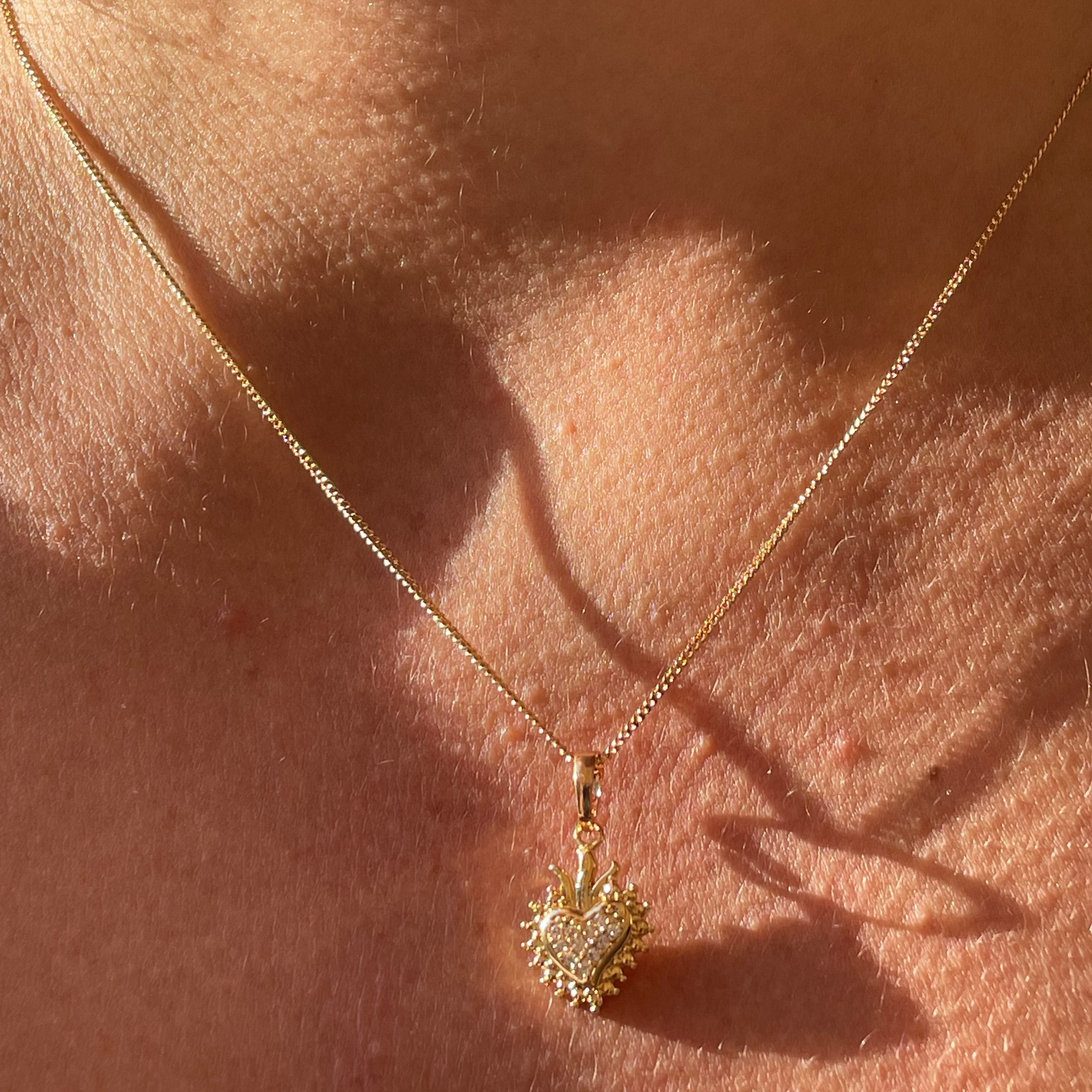 Collana sacro cuore brillante in 2 colori