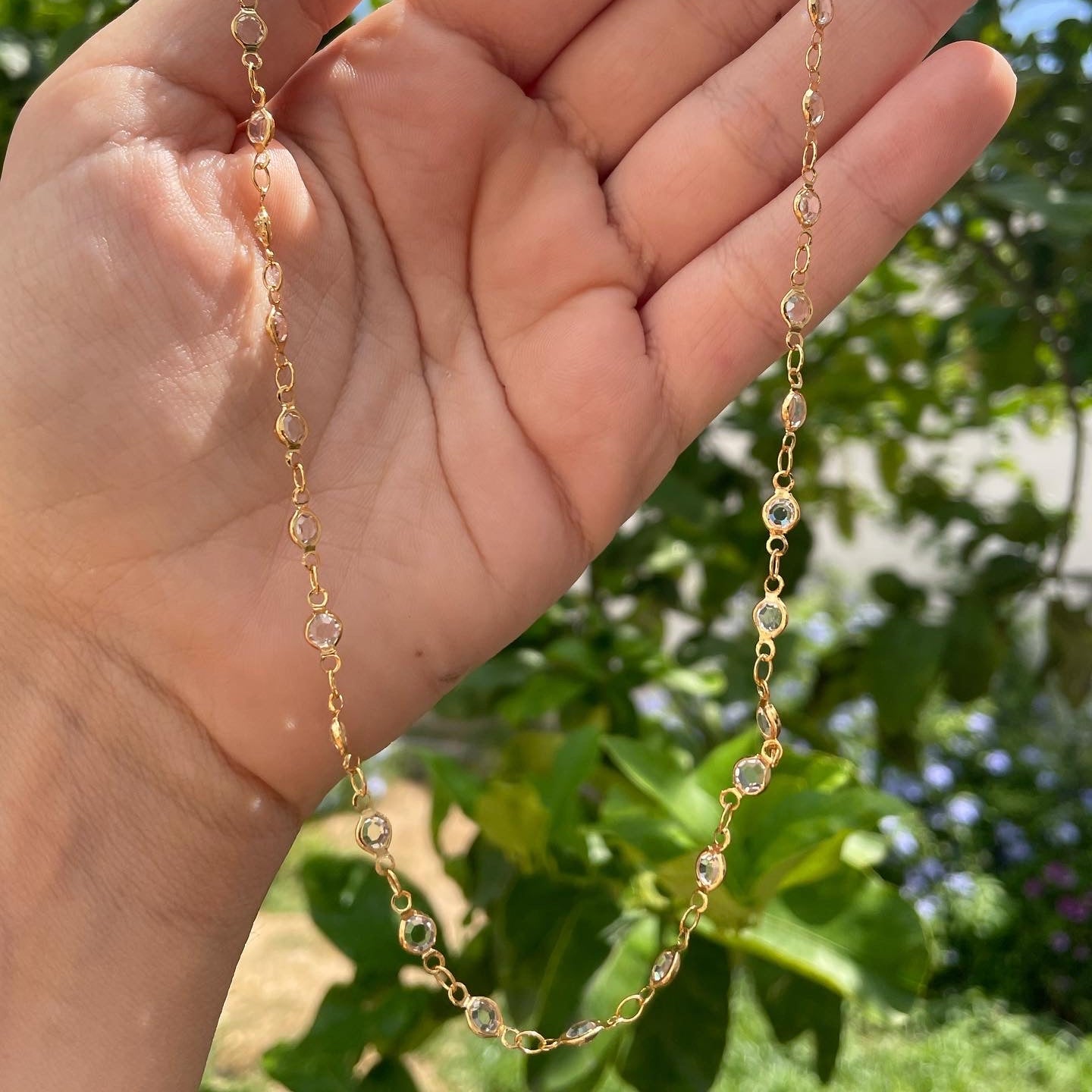 Collana con vetrini colorati in 9 colori