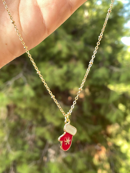 Collana con guanto natalizio
