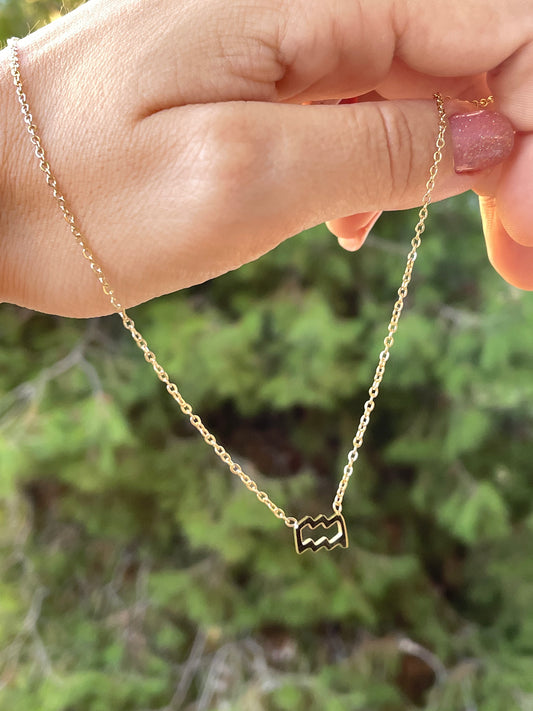 Collana con segno zodiacale in 2 colori