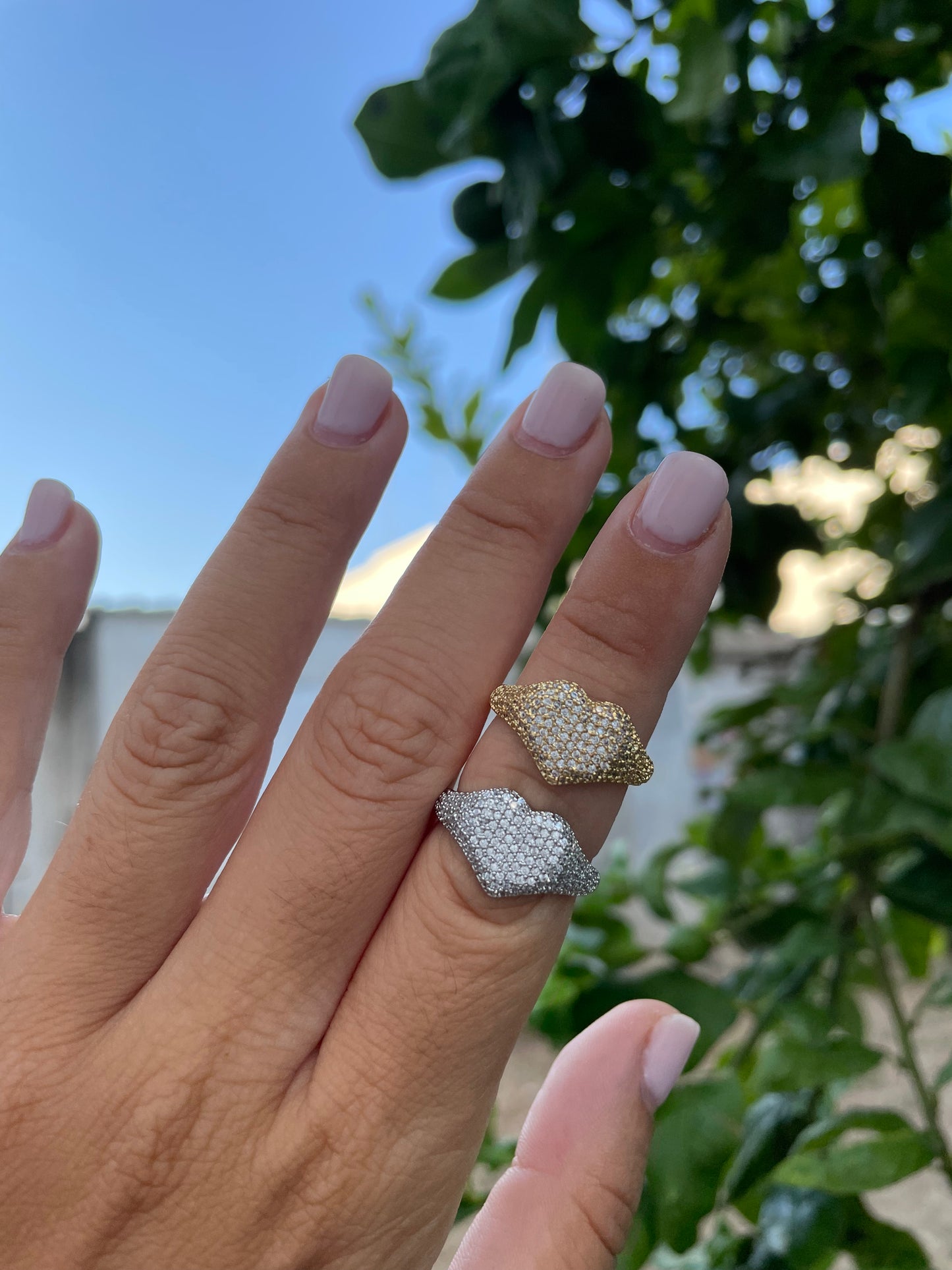 Anello con cuore strassato in 2 colori
