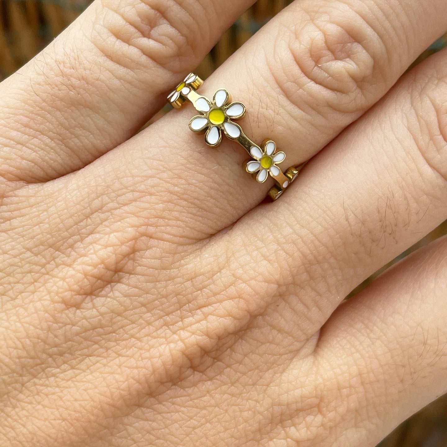 Anello con fiori in 5 colori