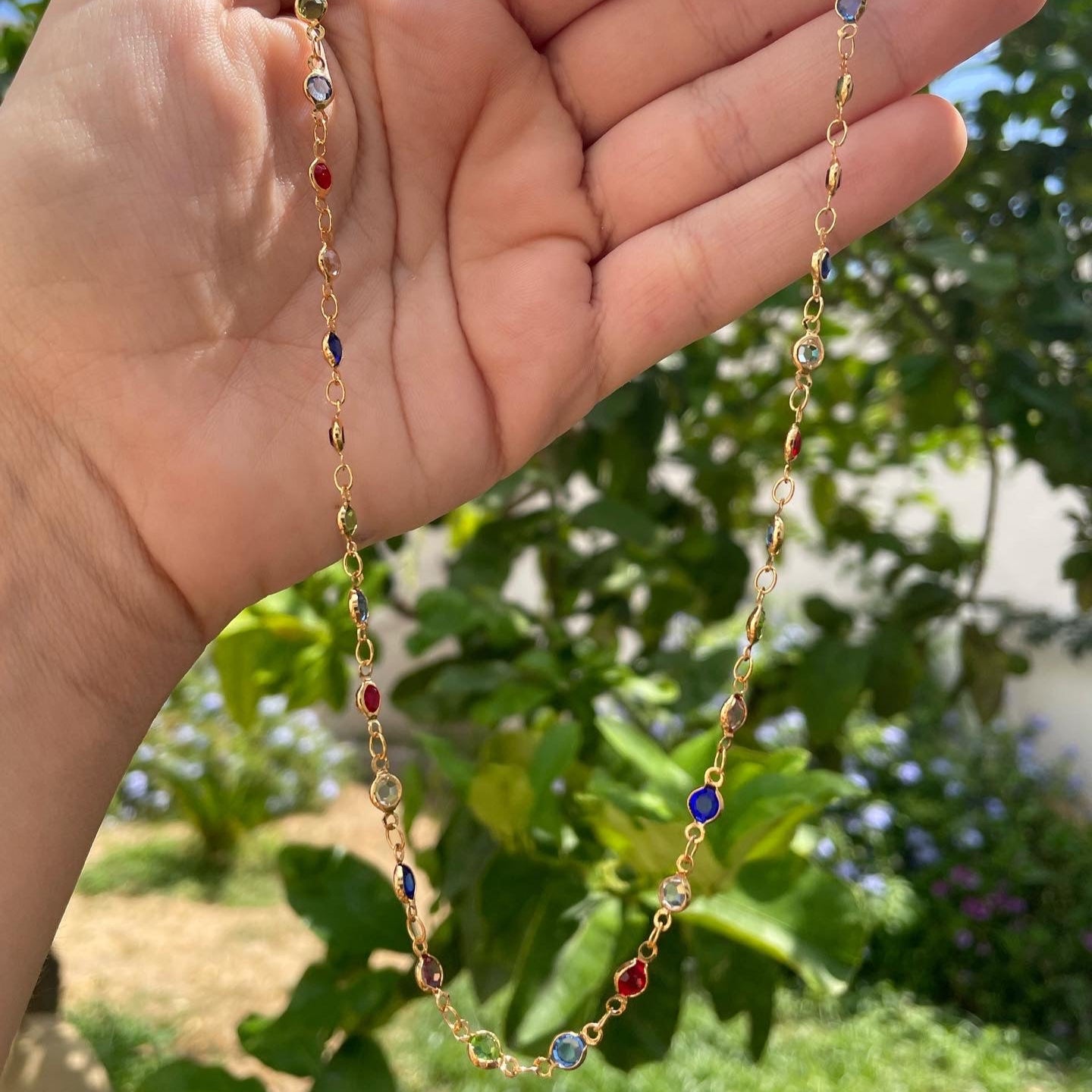 Collana con vetrini colorati in 9 colori